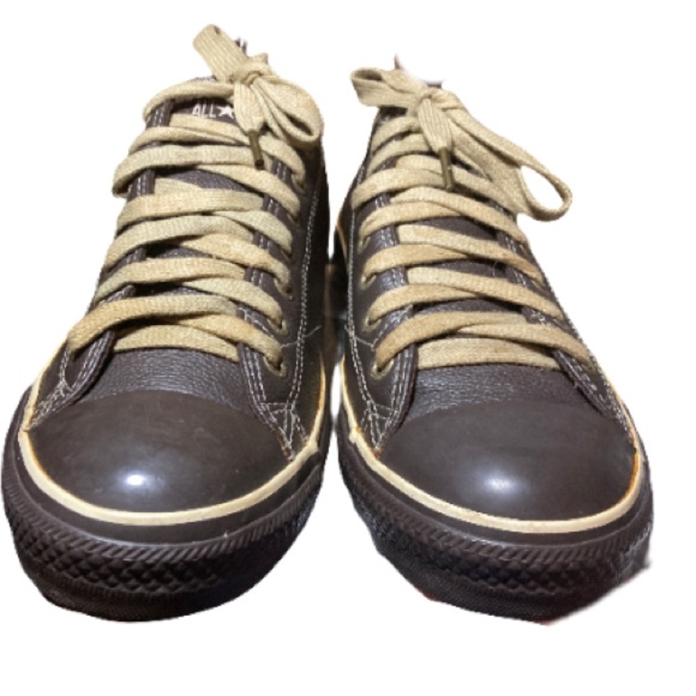 Converse Men's Brown Leather Low-Top Sneakers with Tan Laces